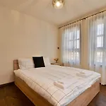بيت ضيافة Blue House بلوفديف
